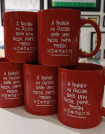 tazza-natale-rossa-laquila